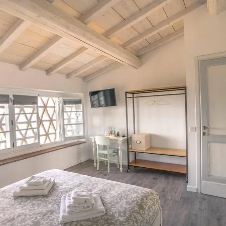 La Magnolia Bed & Breakfast *
