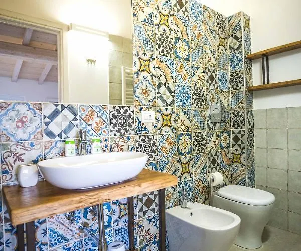 La Magnolia ベッド・アンド・ブレックファスト 4*